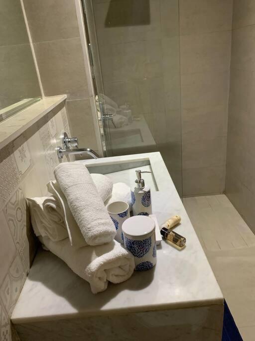 Appartement Neuf Climatise, Centre Marrakech. Marrakesh Ngoại thất bức ảnh