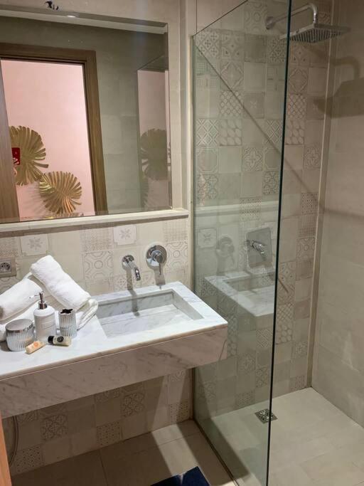 Appartement Neuf Climatise, Centre Marrakech. Marrakesh Ngoại thất bức ảnh