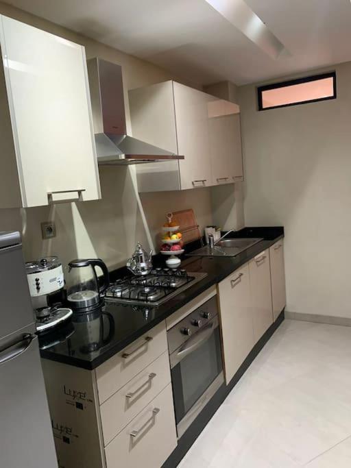 Appartement Neuf Climatise, Centre Marrakech. Marrakesh Ngoại thất bức ảnh