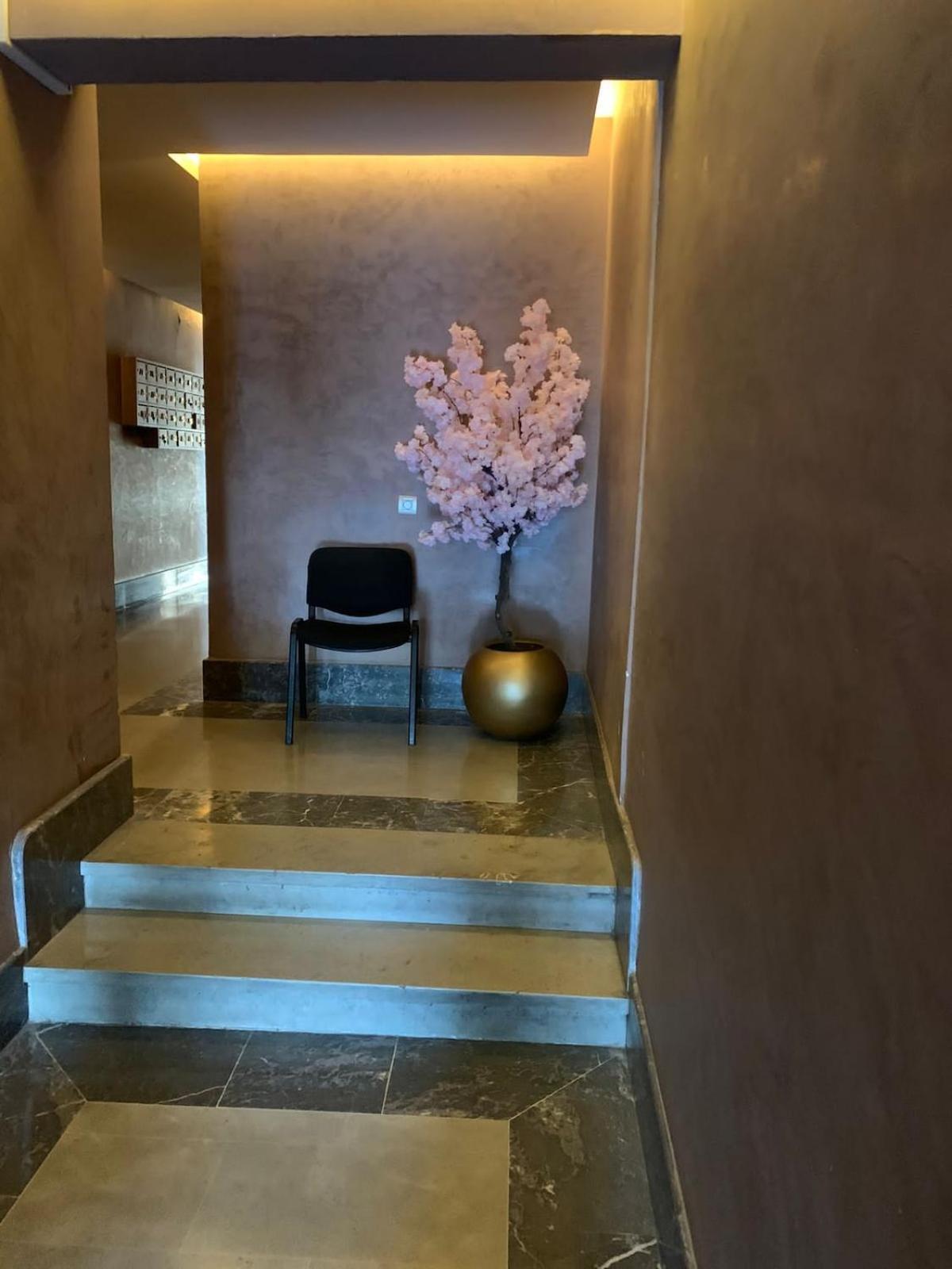 Appartement Neuf Climatise, Centre Marrakech. Marrakesh Ngoại thất bức ảnh