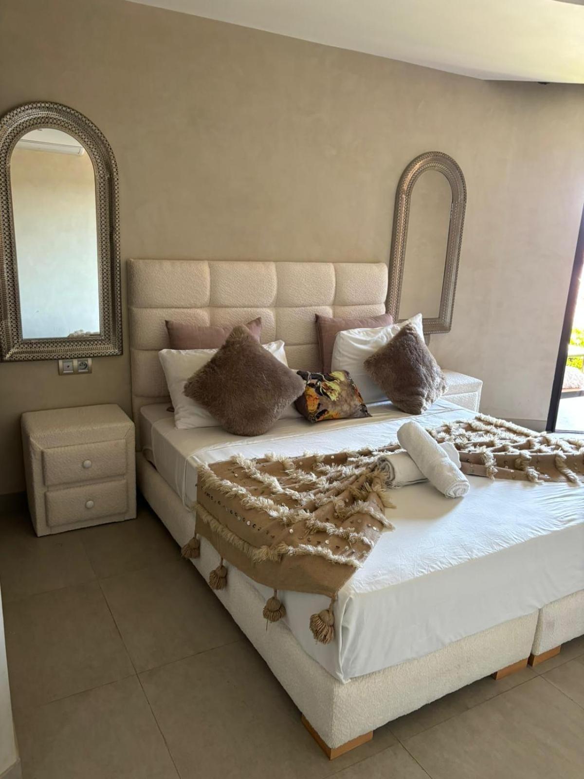 Appartement Neuf Climatise, Centre Marrakech. Marrakesh Ngoại thất bức ảnh